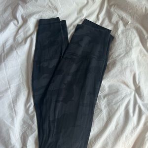 Black camo lululemon leggings